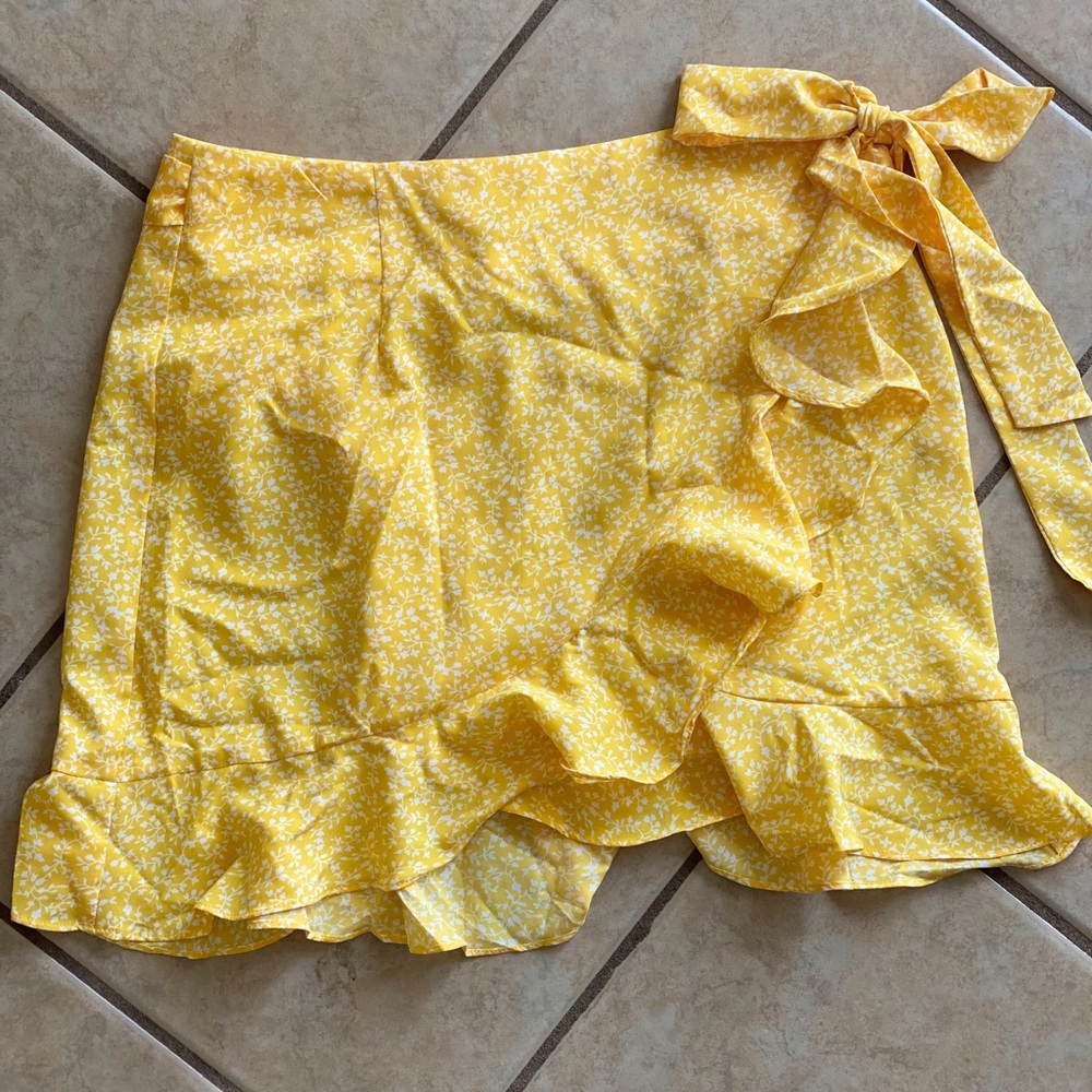 Yellow flower skirt
